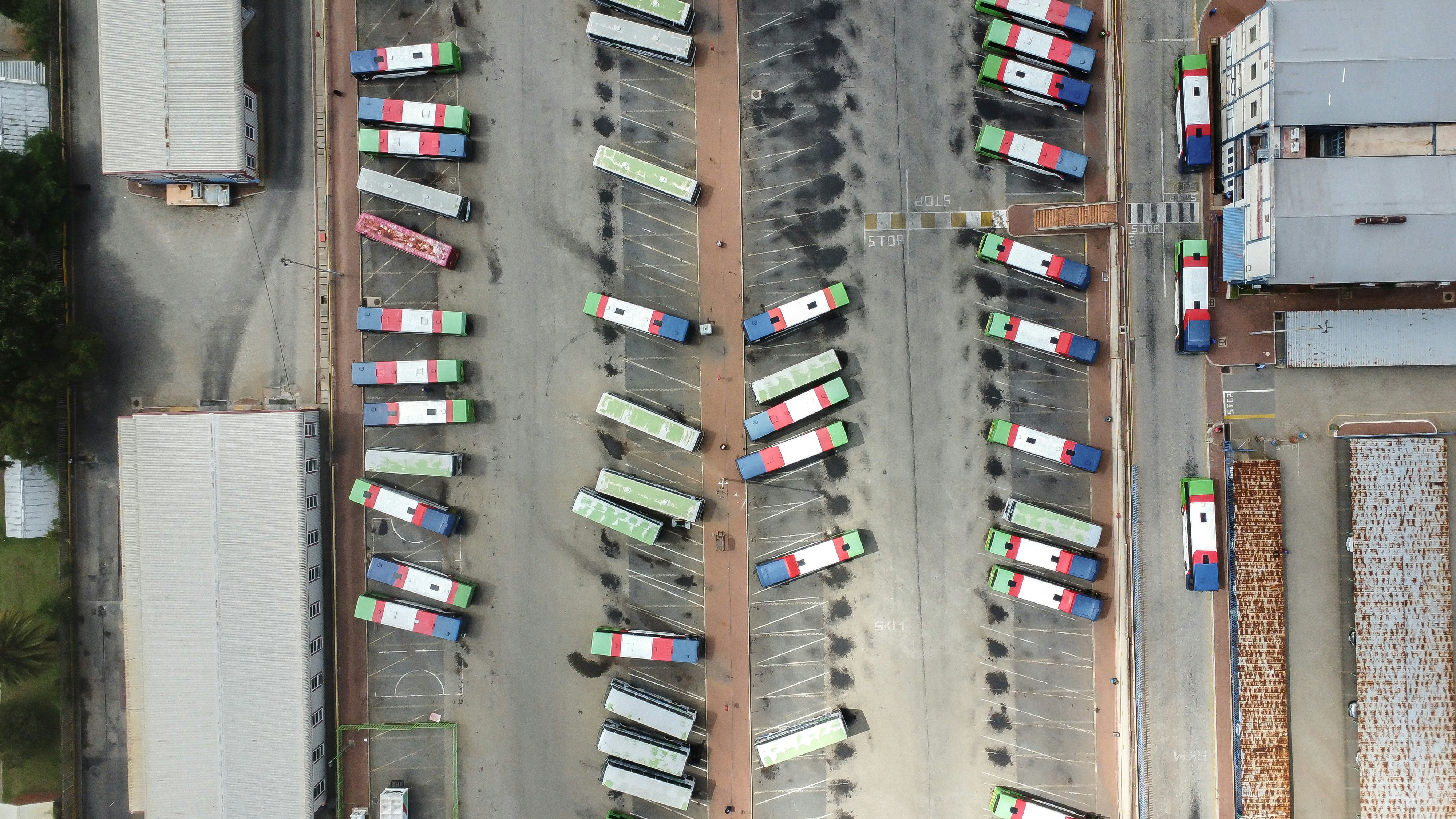 Aerial view of logistics parks and warehouse facilities supporting logistics operations.
